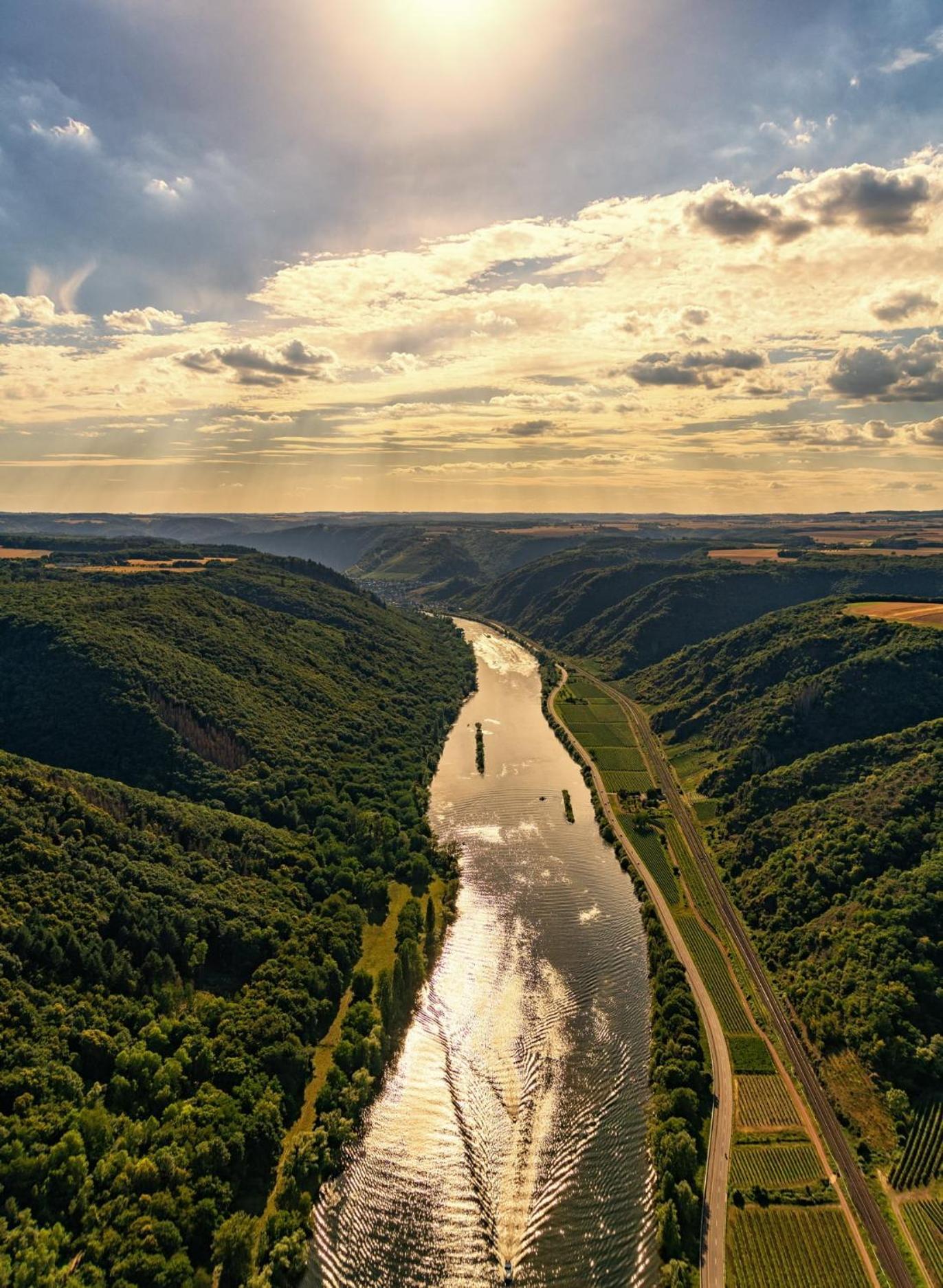 Hotel Zehnthof Ürzig Esterno foto