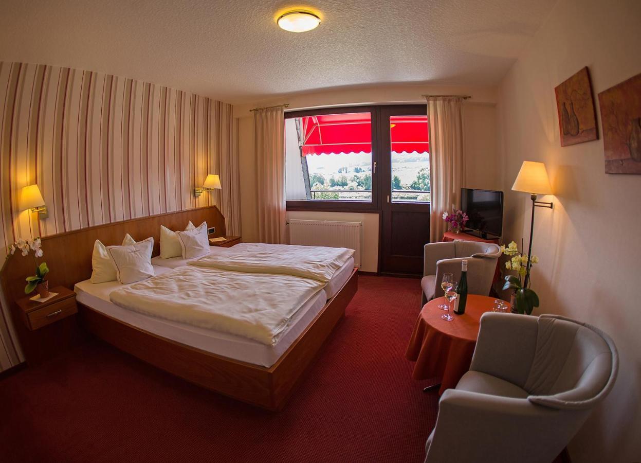 Hotel Zehnthof Ürzig Esterno foto
